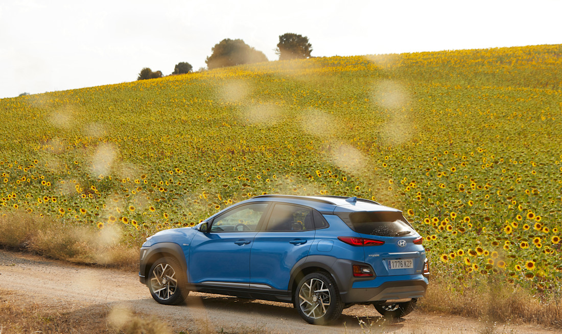 hyundai_kona_hybrid (6).jpg