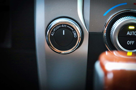 Editorial 2017 toyota tundra 4x4 crewmax platinum 23 ts