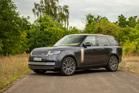 range-rover-p550e-sv-titelbild