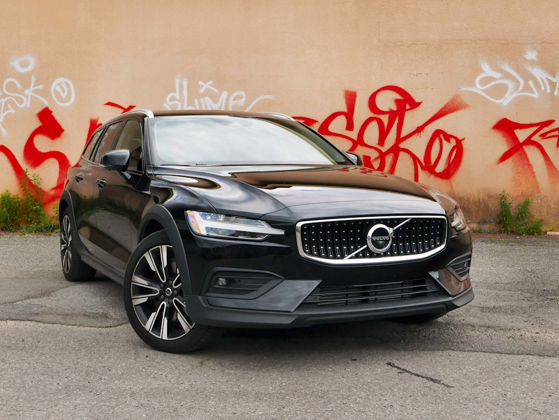 2020 Volvo V60 Cross Country Review