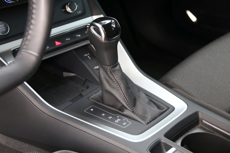 compa-q3-sportback-mini-countryman-10.jpg