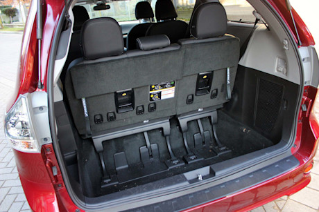 Editorial 2019 toyota sienna se awd v6 7 pass 17 dh