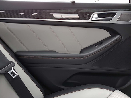 Editorial 2018 genesis g80 sport 29 jp