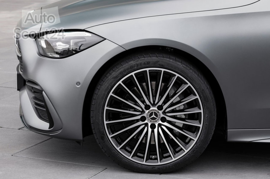 Mercedes-Benz-C-Class-2022-1280-3a.jpg