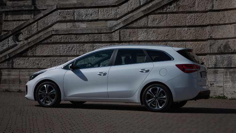 kia-ceed-sw-m-03