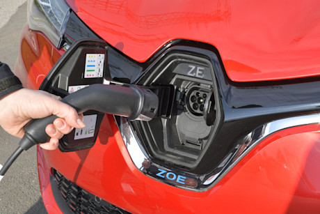 test-renault-zoe-fiat-500e-2-07676a-dc39e4-3838e4-2-d667b0-1