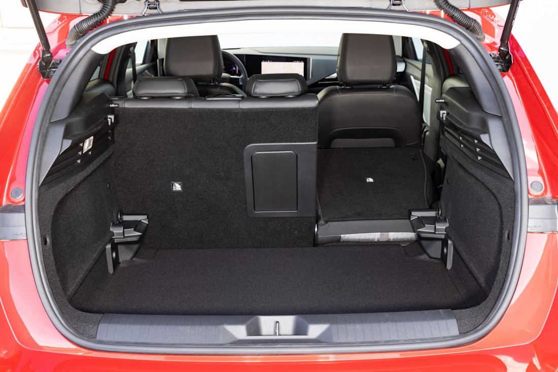 test-mazda3-2023-11.jpg