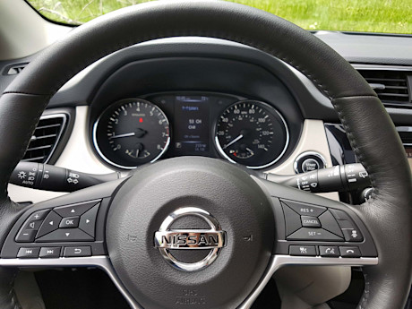 Editorial 2017 nissan qashqai 22 sw