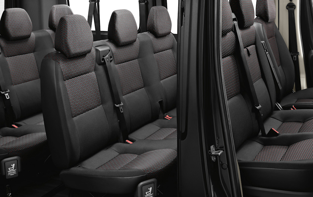 peugeot-boxer-seats