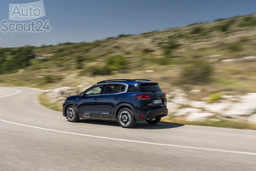 Citroen-C5-Aircross-Hybrid-225-023(1).jpg