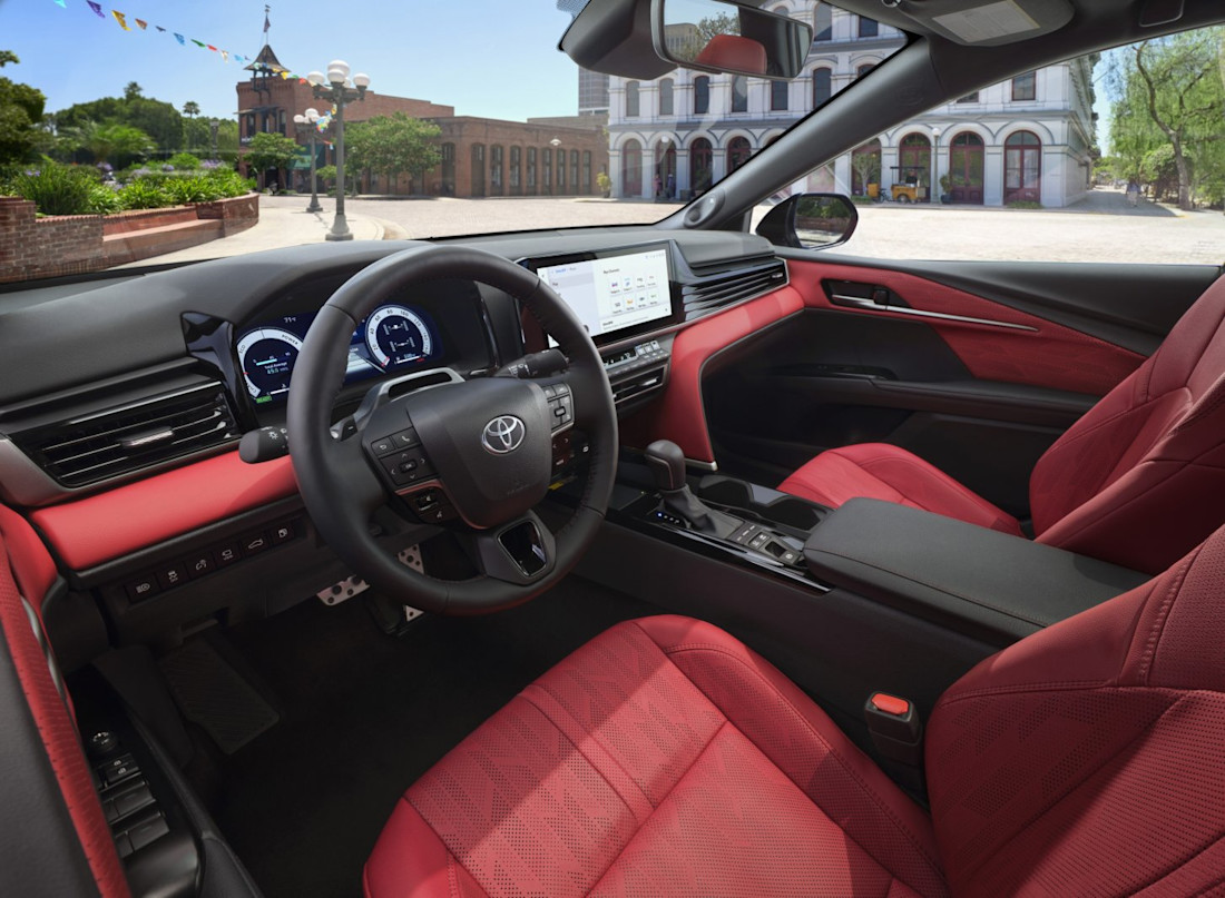 toyota-camry-2024-2023-4.jpg