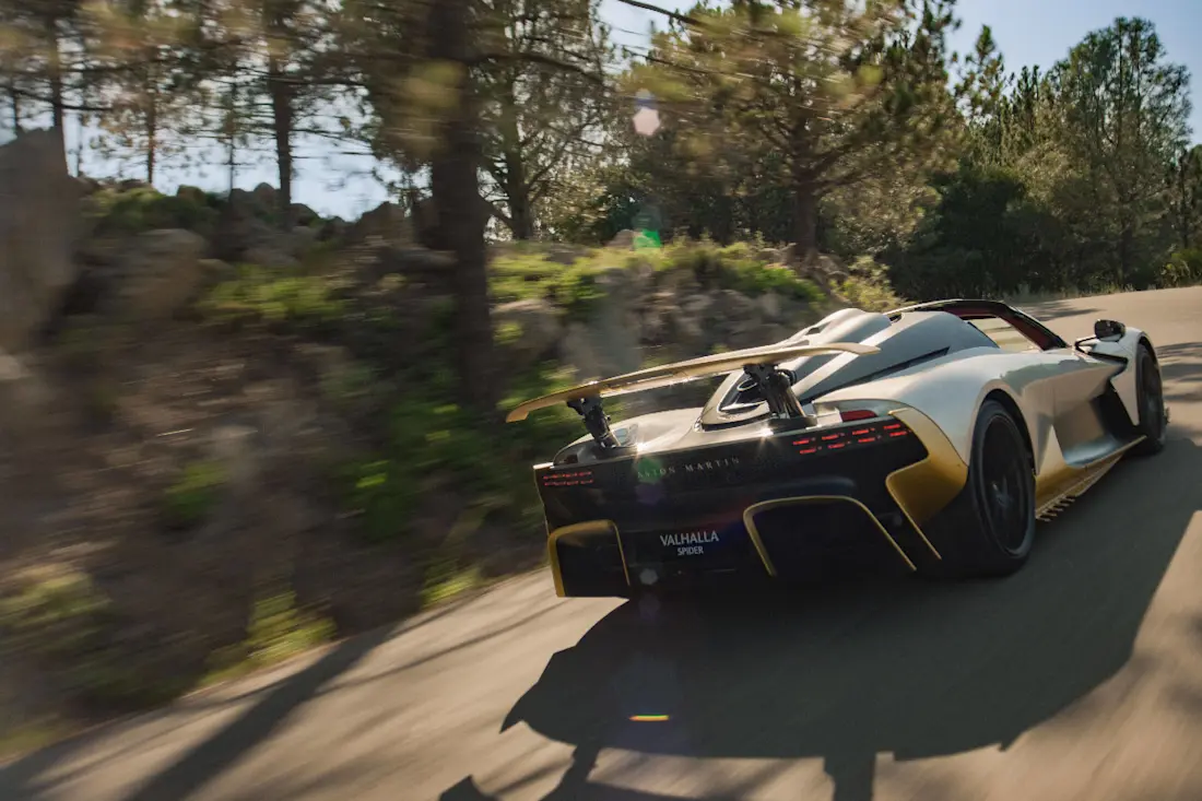 Aston-Martin-Valhalla-Spider 6