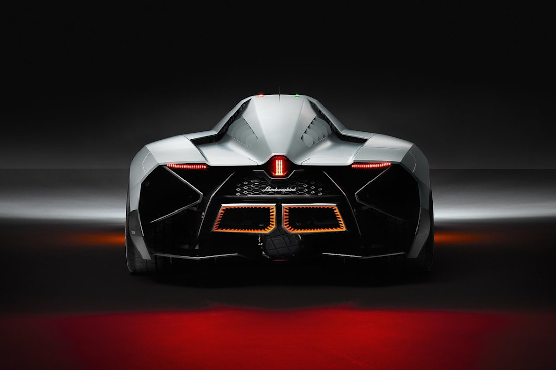 Lamborghini-Egoista_Concept-2013 (6).jpg