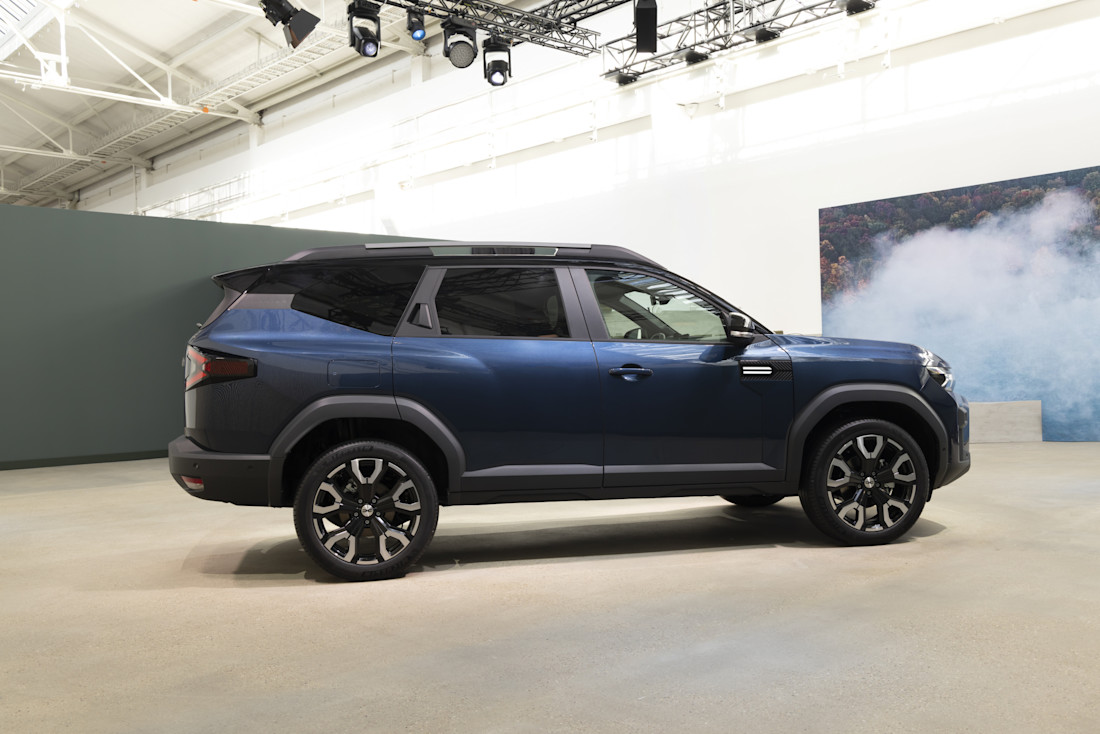 dacia-bigster-2025-grootste-dacia-ooit-20-procent-goedkoper-dan-concurrentie-2024-03.jpg