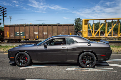 Editorial 17 bm 2015 dodge challenger