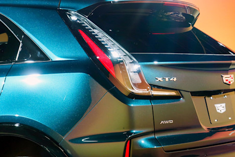 Editorial 2024 cadillac xt4 sport p 230630 05 jm