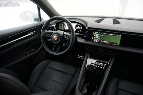 Editorial 2025porsche macan electric td jl 250225 19