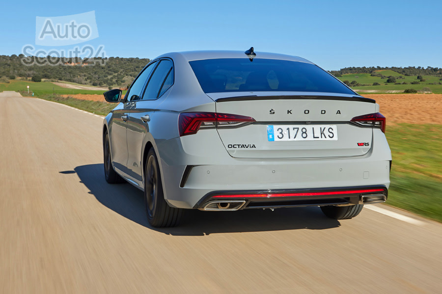 skoda-octavia-rs (27).jpg
