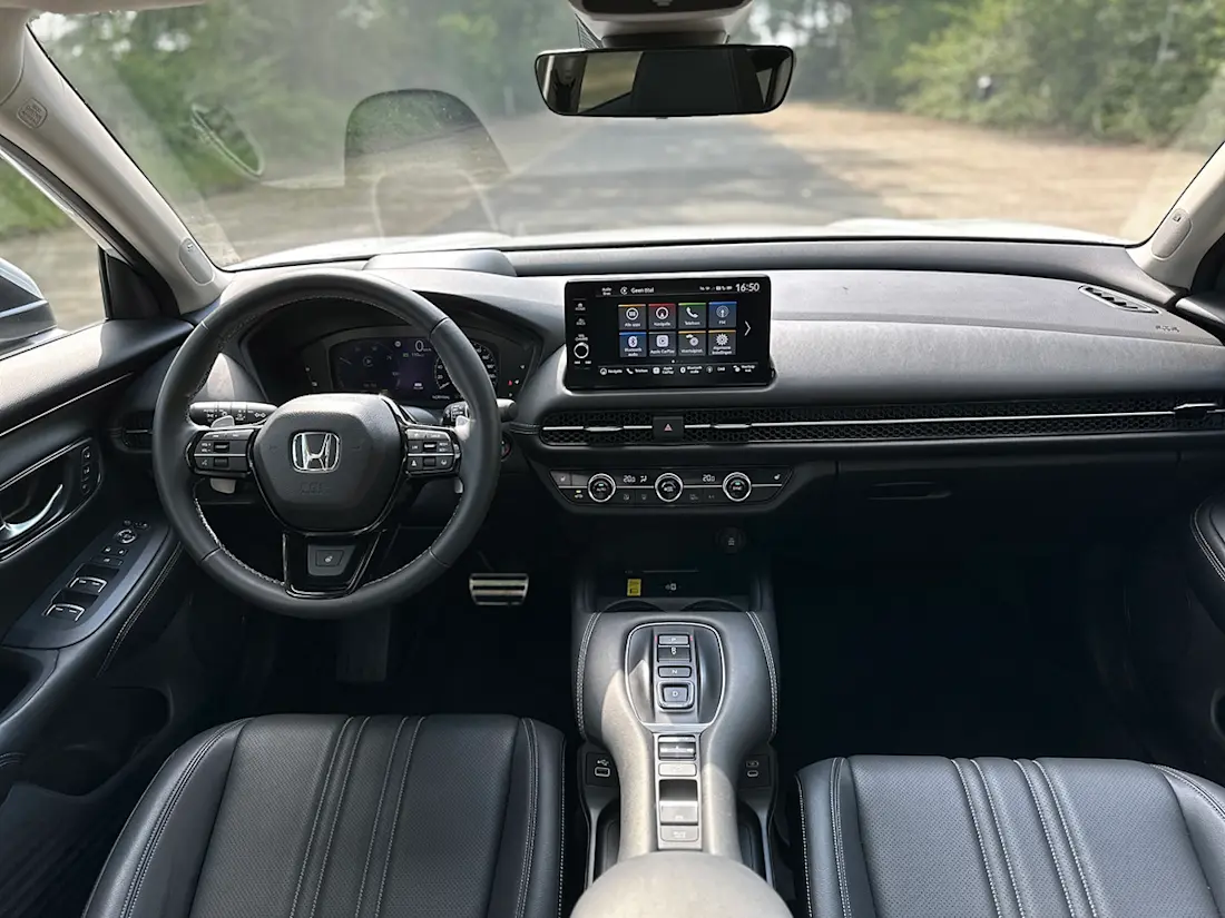 honda-zrv-hybrid-autoscout24-foto3