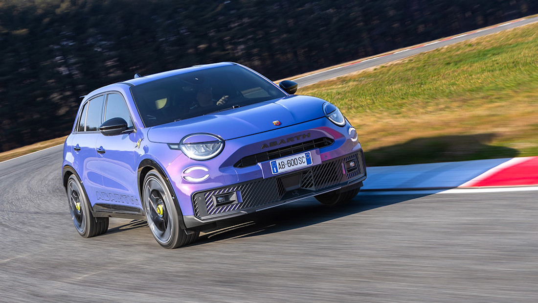 Review – Abarth 600e (2025): Italiaans scheurijzer