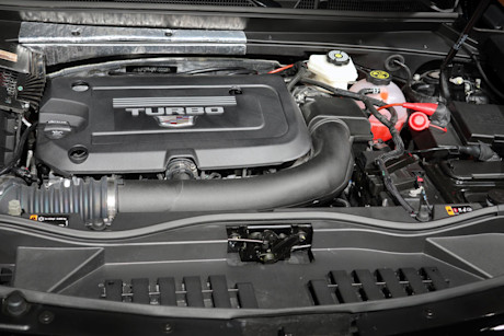 Editorial 2024 cadillac xt4 p 230630 02 jm