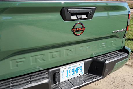 Editorial 2022 nissan frontier crew cab pro 4x 21 jm