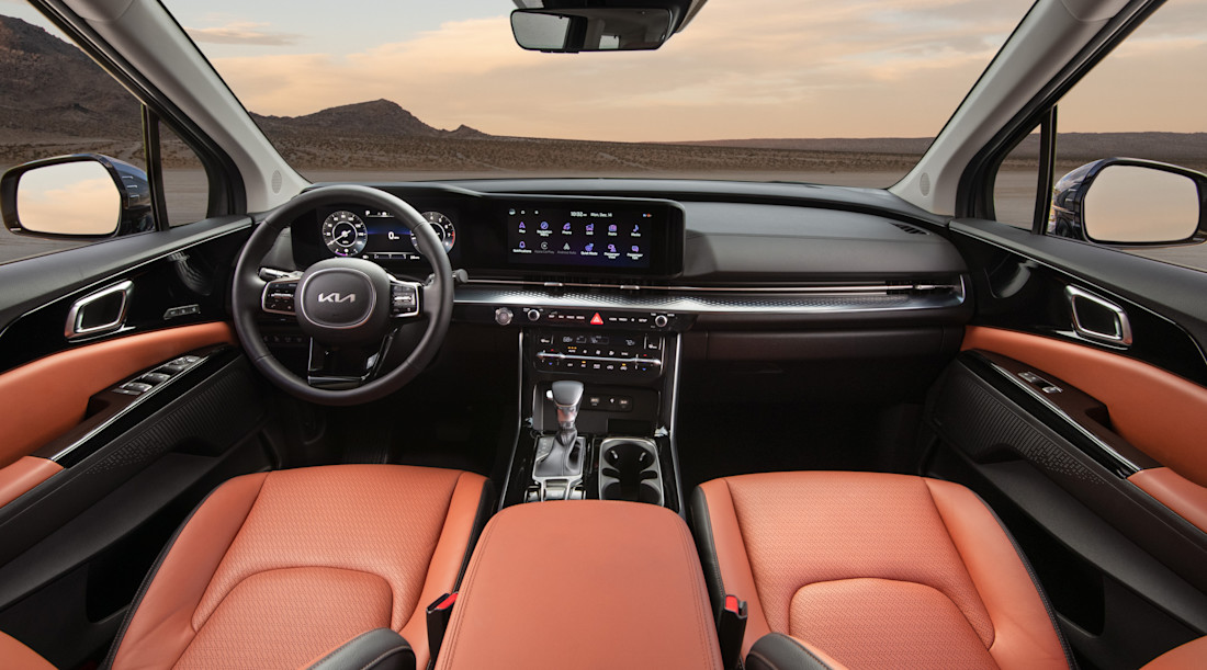 kia-carnival-interior