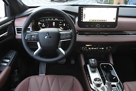 Mitsubishi Outlander 2025 : premier essai Image