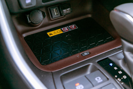 Editorial 2022 toyota rav4 limited awd 18 jw