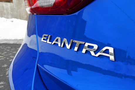 Editorial 2017 hyundai elantra sport 12 bh