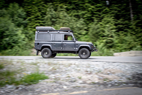 Editorial 2000 land rover defender 110 bm 10