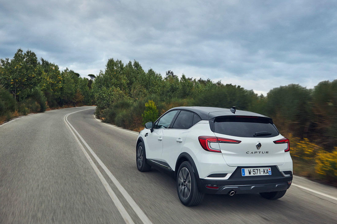 All-new-Renault-Captur-Arctic-White_016.jpg