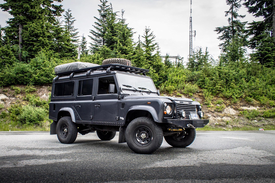 Editorial 2000 land rover defender 110 bm 02
