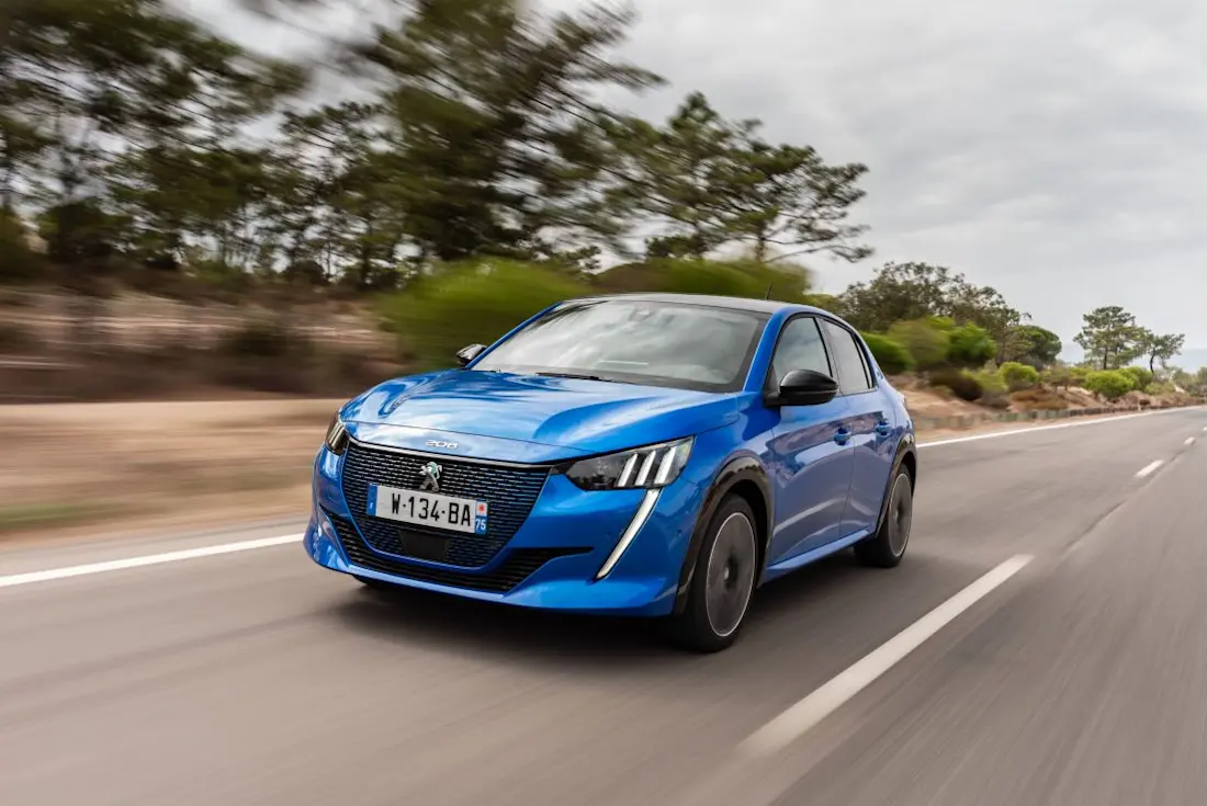 PEUGEOT e-208 PEUGEOT e-208