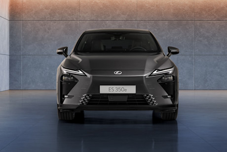2025-es350e-eupremiere-statics-001