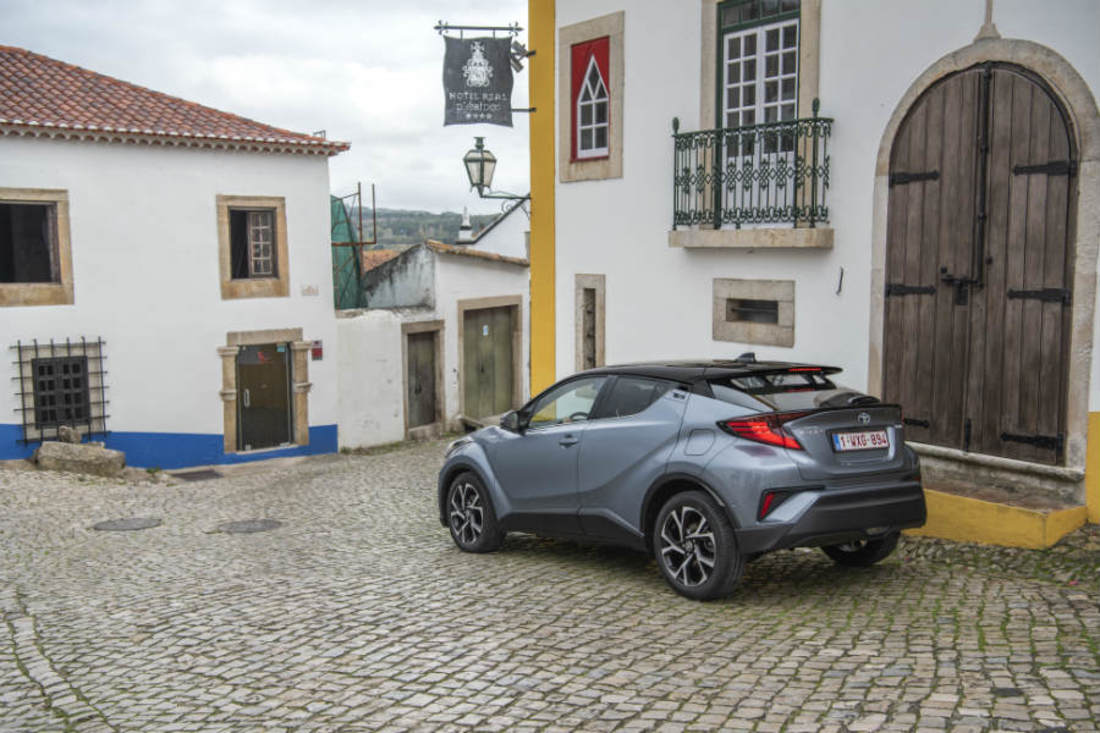 C-HR_Grey_2020_34.jpg