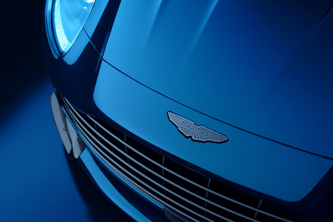 Aston Martin DB12 S_06.jpg