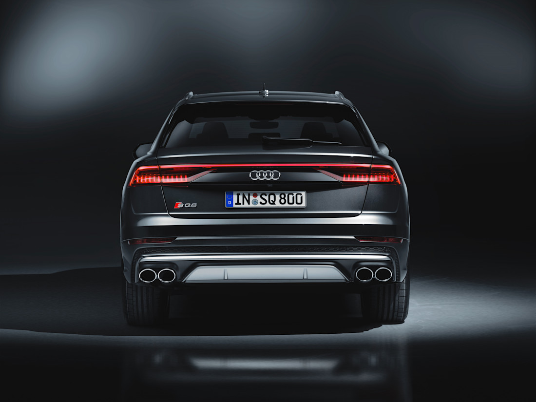 Audi SQ8 TDI (2).jpg