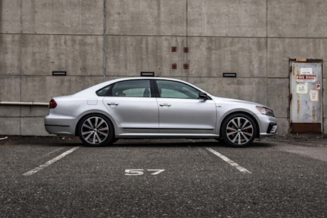 Editorial 2018 volkswagen passat gt 04 bm