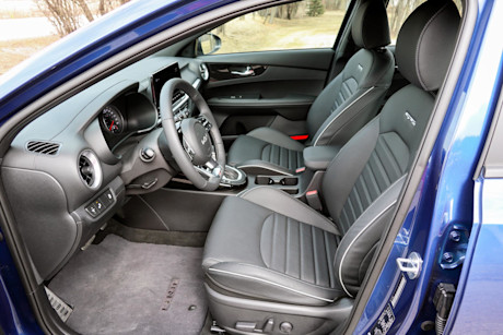 Editorial 2022 kia forte gt line 19 jm