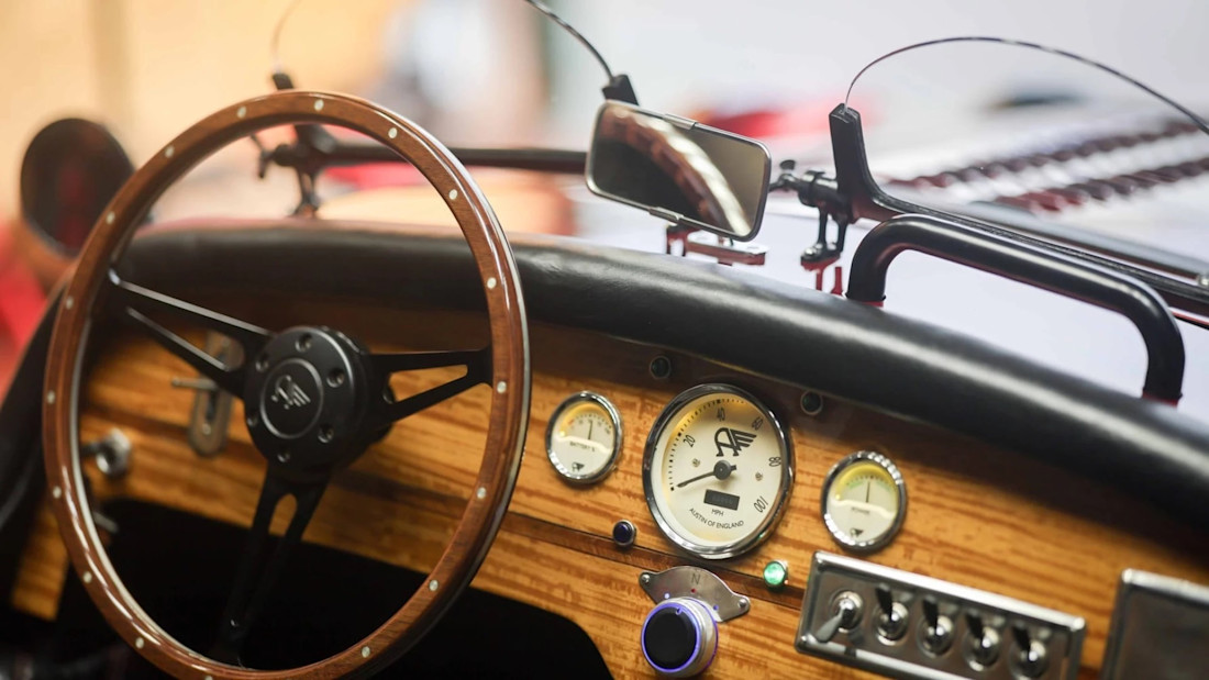 Austin-Arrow-Roadster-EV-2025 (4).jpg