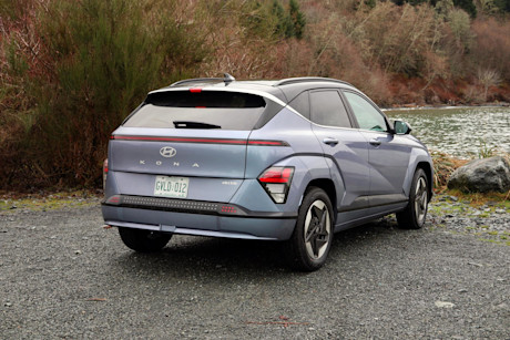 Editorial 2024 hyundai kona electric ultimate fd 231215 15 jm
