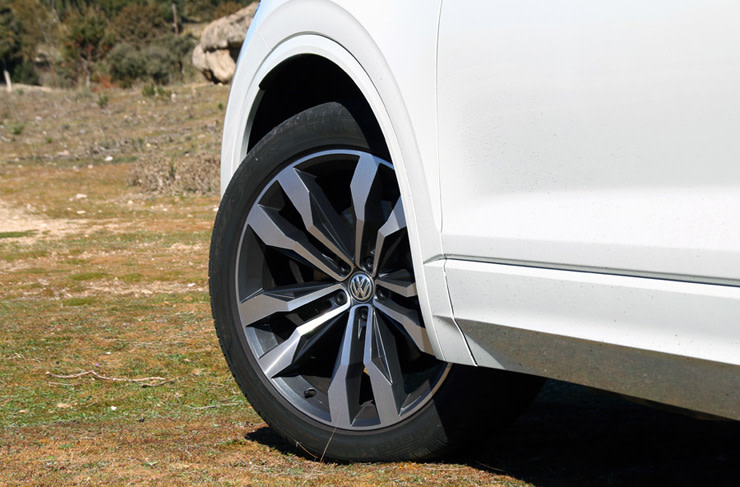 Volkswagen Touareg (12).JPG