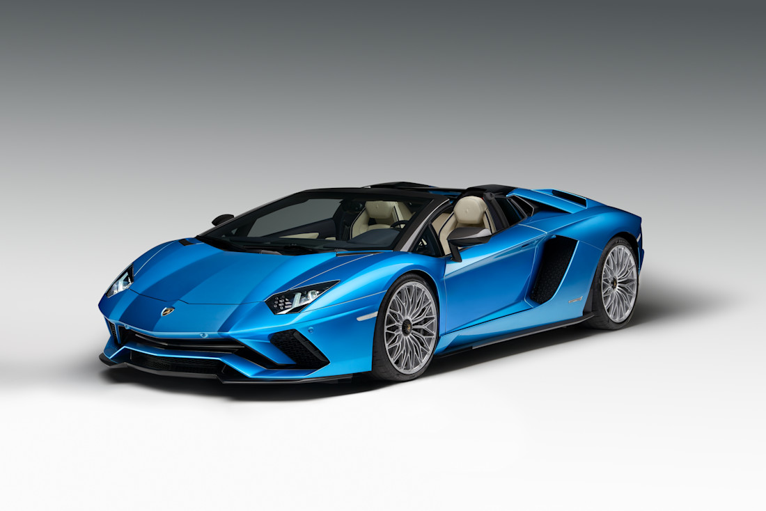 lamborghini aventador lp 750-4 superveloce 692
