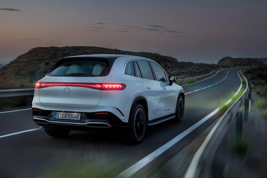 Mercedes-EQS-SUV-Rear Mercedes-EQS-SUV-Rear