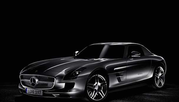 Mercedes-Benz SLS