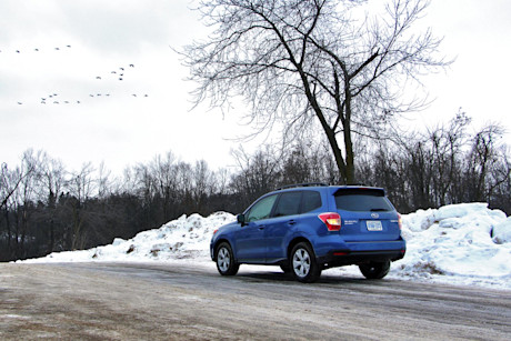 Editorial 2015 subaru forester 25i touring tech jy 08