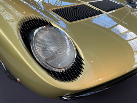 Editorial 20 1970 lamborghini miura p400