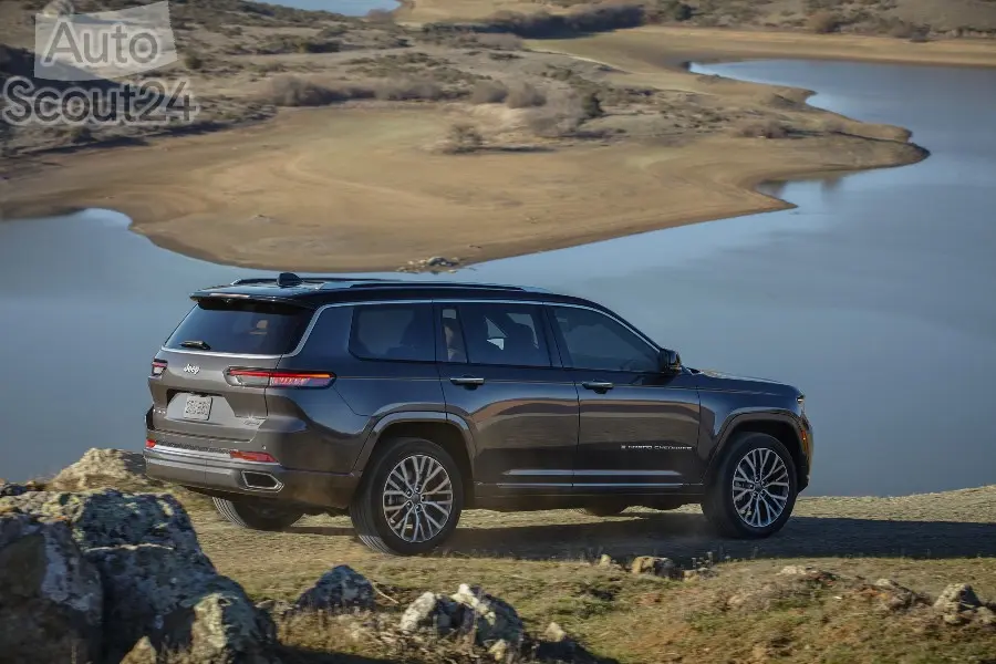 JeepGrandCherokeeLSummitReserve 2 (2)