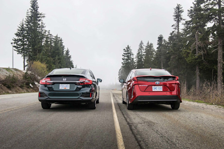 Editorial 2018 honda clarity vs toyota prius prime 09 bm